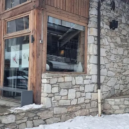 Le 1888 Val D'isere La Daille